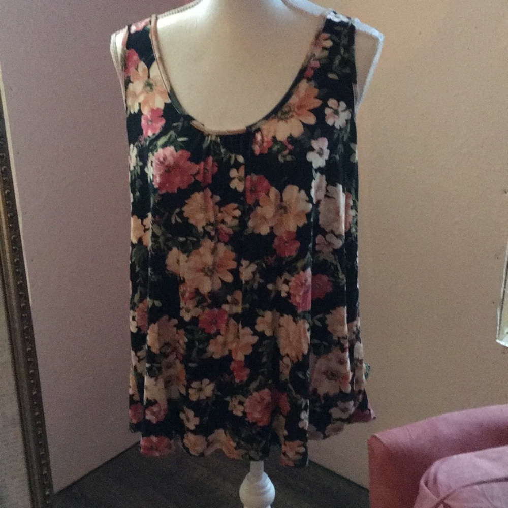 Tank Size 1x, rayon/ spandex